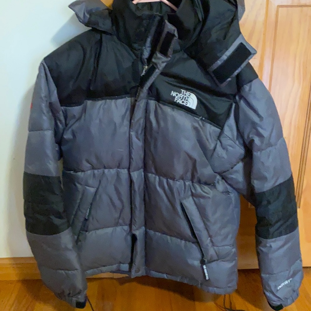 Vintage Mens North Face Summit Series Puffer Size Large Grey and Black Down